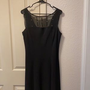 Perfect Black Cocktail Dress. Jones Wear Dress